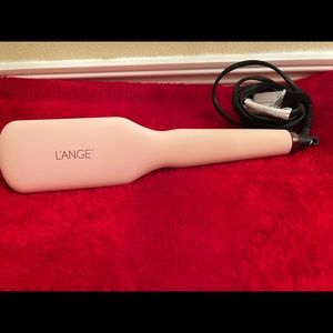 Levite Straightening Brush